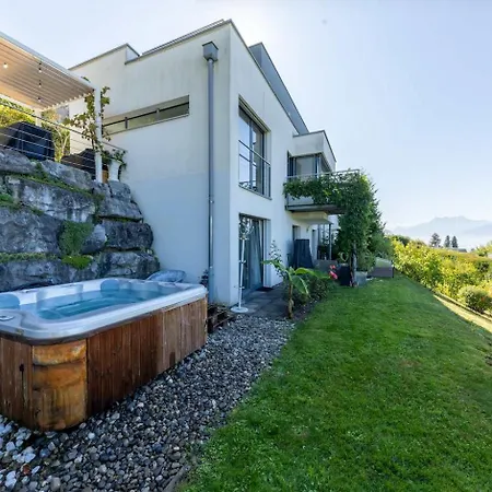 Villa Spacious 3-bedroom In By Guestlee Montreux